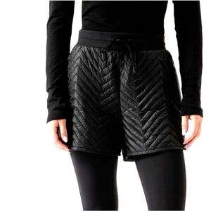 NWT Athleta Apres Ski Black Short Sz 10.